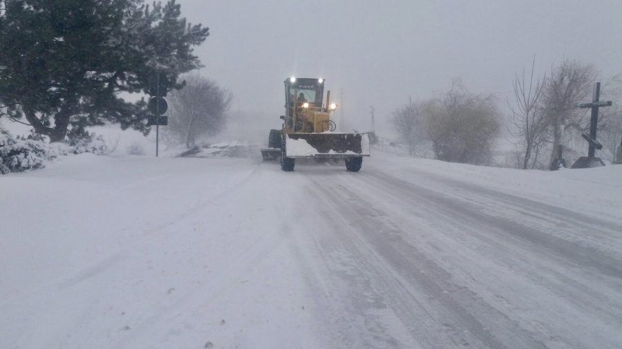 Meteorologii au emis Cod Portocaliu de schimbare a vremii. Va ninge puternic și va viscoli