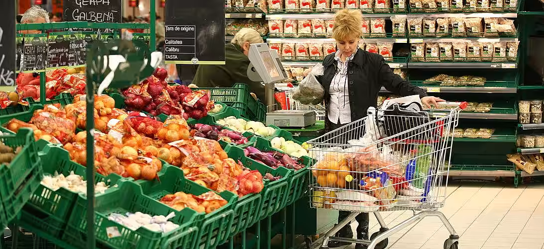Ministrul roman al Agriculturii: Nu mai vrem ca pe rafturile retailerilor din România adaosul comercial la produsele româneşti să depăşească 20%