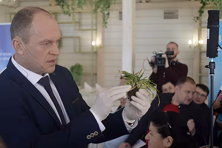 Fotografia zilei – 18 martie 2020: starea grâului de toamnă