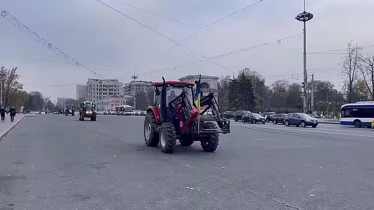 Agricultorii revin în PMAN: Autoritățile nu au oferit nicio soluție privind salvarea fermierilor de faliment