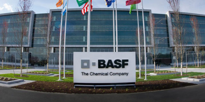 BASF будет искать новые химические соединения с помощью ДНК-технологий