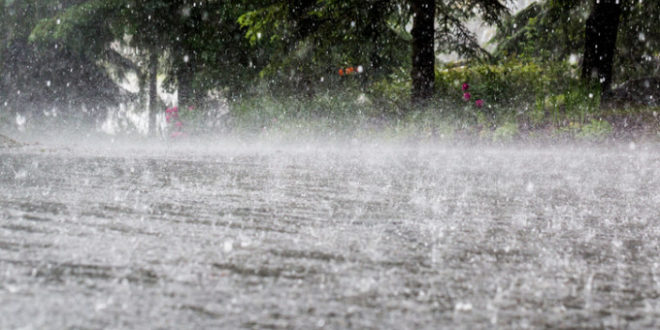 Meteorologii anunță ploi puternice și vijelii în toată Republica Moldova