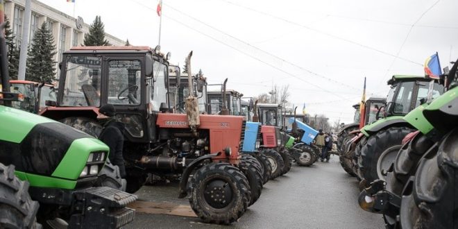 Agricultorii vor scoate tehnica agricolă în PMAN: anunță protest non-stop în perioada 7-30 iunie