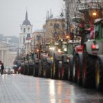 Se extind protestele fermierilor din Europa: drumuri blocate în Franța și în Lituania